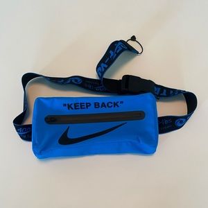 Off-White Fanny pack